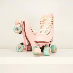 Roller skate CHAYA size 6.5
